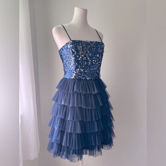 Vintage Y2K dELiA*s Dark Blue Sequined Spaghetti Strap Tiered Mini Dress - Picture 5 of 8